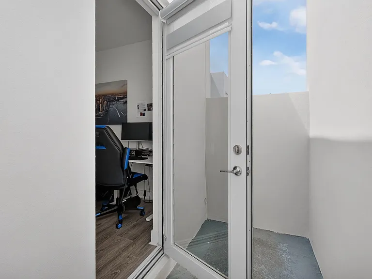 6461 NW 103rd Psge — Photo 45