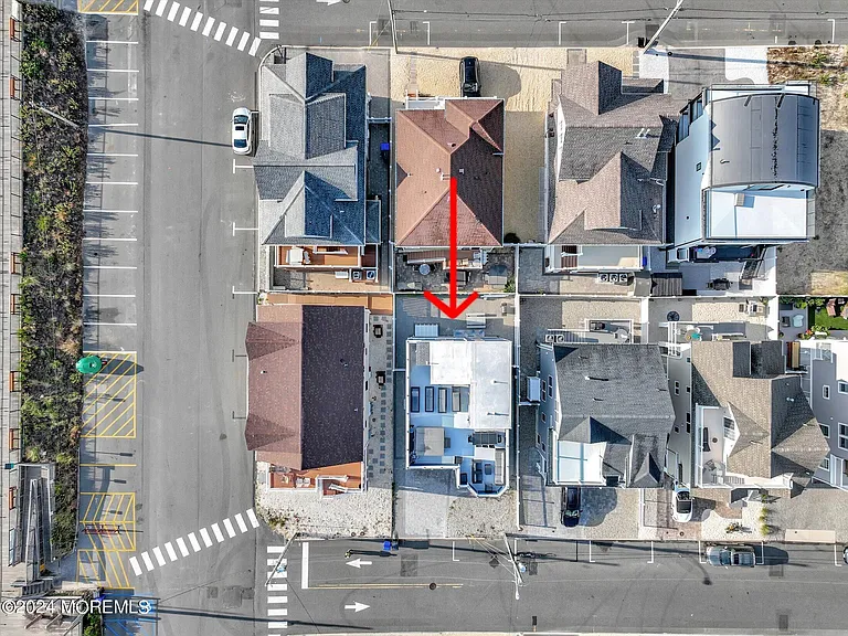 5 Fielder Ave — Photo 43