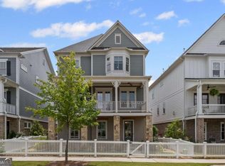 583 S Club Dr, Woodstock, GA 30188