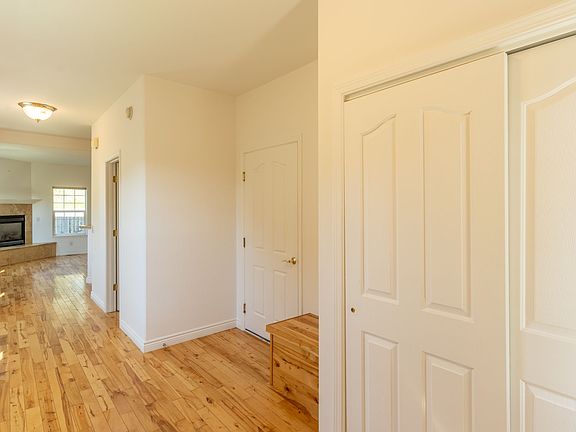 3rd image of 108 Sunrise Ter APT A