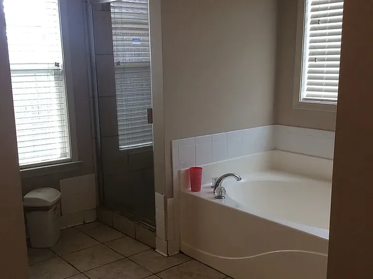 1525 Melissa Ln — Photo 2
