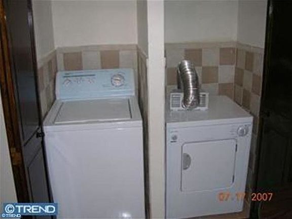 5th image of 1823 E Passyunk Avenue # 2nd Fl 3rd