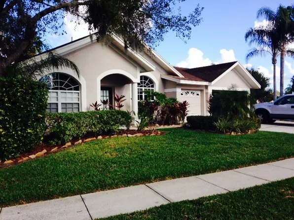 3923 Yellow Finch Ln, Lutz, FL 33558