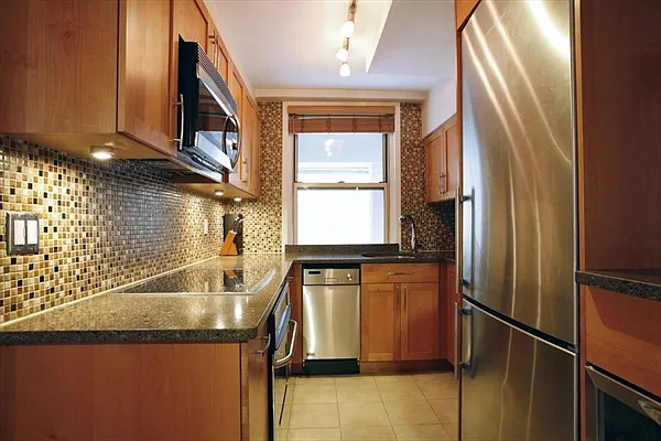 Sold by Citi Habitats | media 15