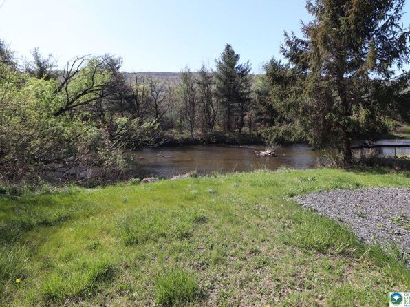 45 Moyer Pl, Palmerton, PA 18071