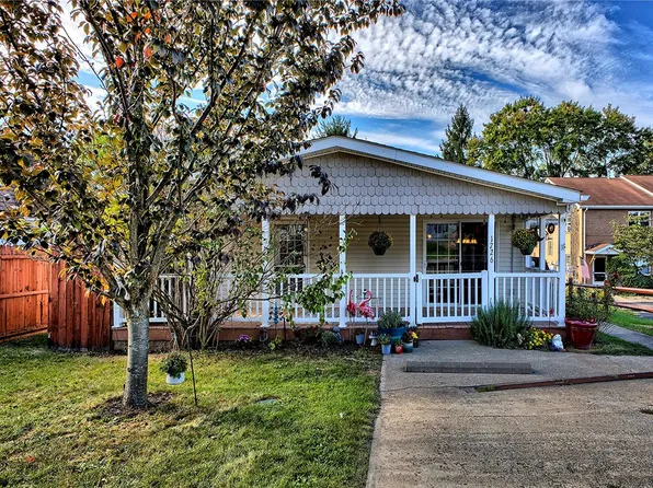 1726 Getty Ave, Indiana, PA 15701