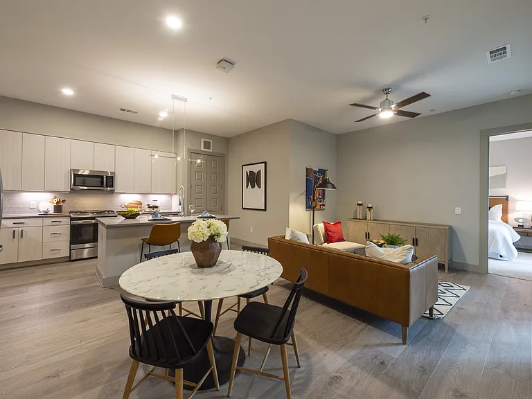 Domain Heights — Photo 19