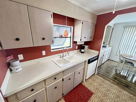 3rd image of 19172 Harbour Tree Ct #38B