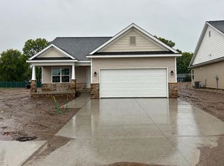 360 Peace Tree Village Dr #4, Rochester, IN 46975