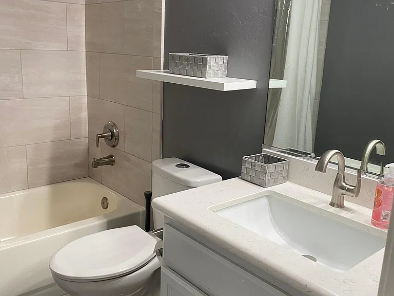 2nd bathroom