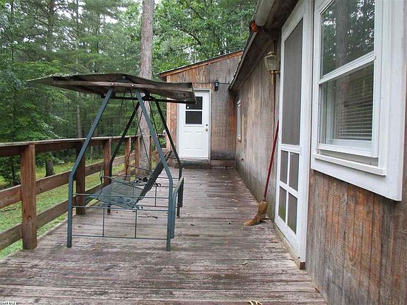 5th image of 105 Clay Hill Church Ln