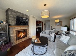 34 Deerhurst Greens #301, Huntsville, ON P1H 1A9