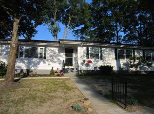 81 Coolidge St, Fall River, MA 02720