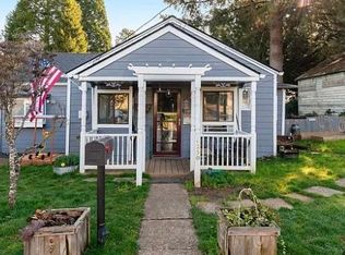 1250 SW Ellis St, Dallas, OR 97338