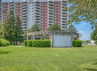 1105 Jalna Blvd #1206, London, ON N6E 2S9