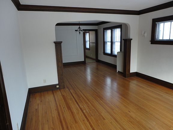 4th image of 1297 Selby Ave