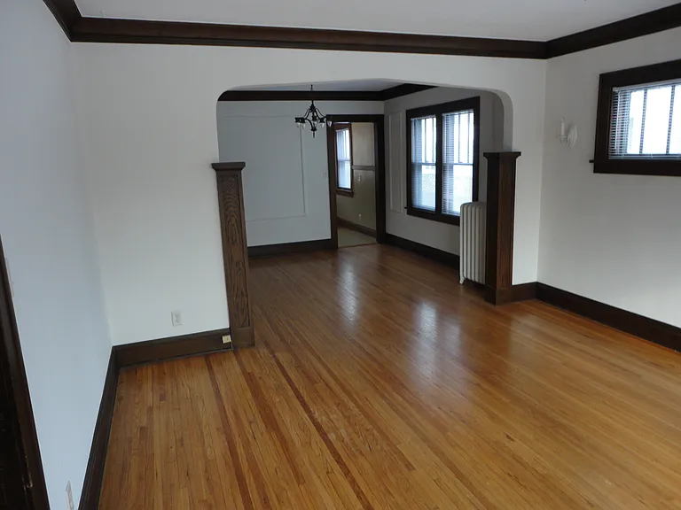 1297 Selby Ave — Photo 4