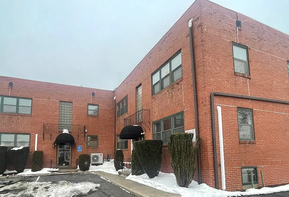 980 Reservoir Ave