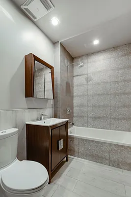 Rented by EXR | media 7