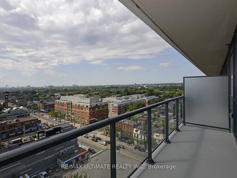 297 College St #1510 — Photo 6