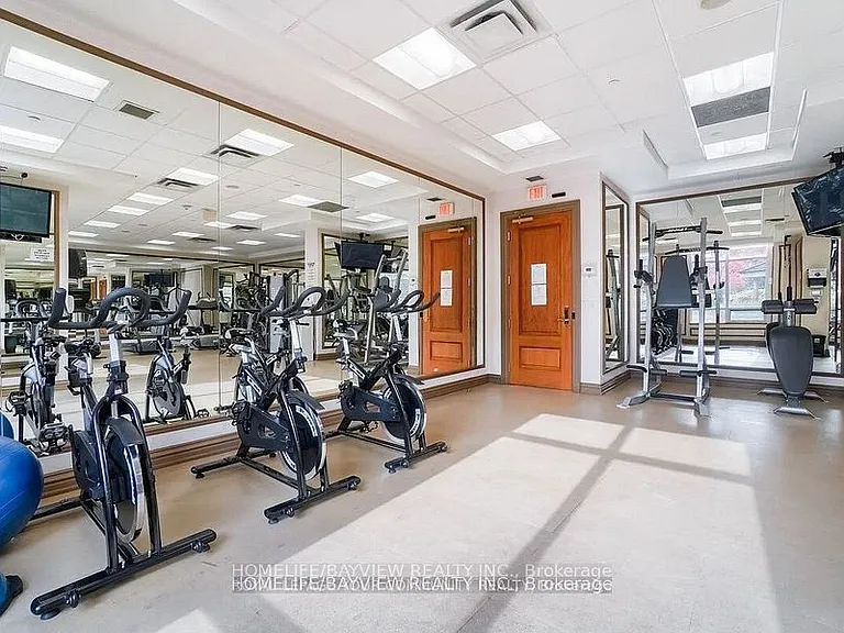 9225 Jane St #1006 — Photo 15