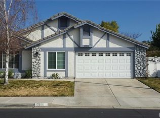 10816 Cherry Hills Dr, Cherry Valley, CA 92223