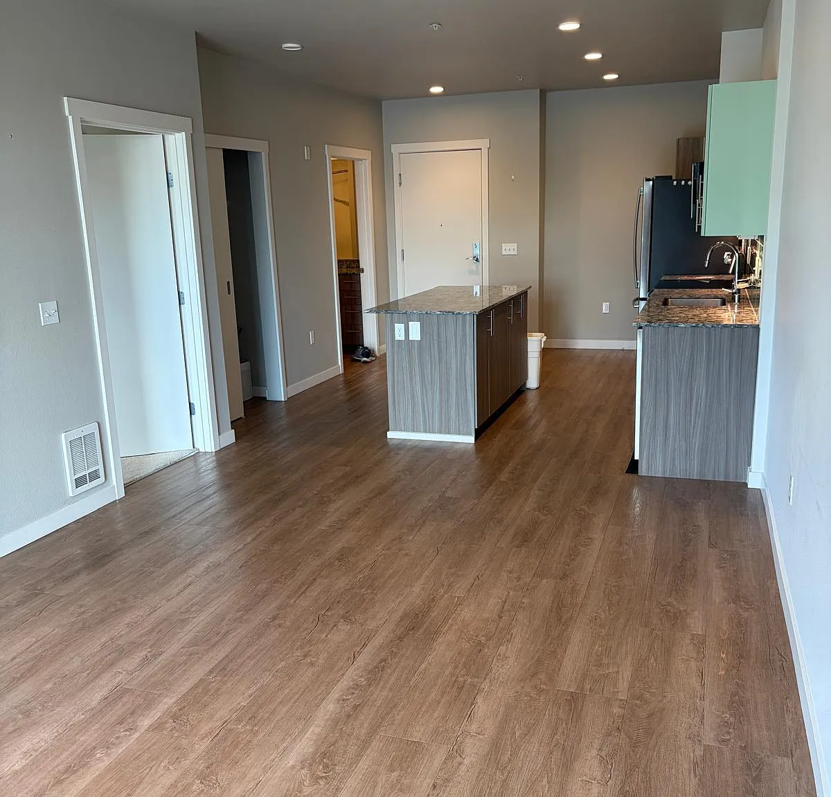 1 bed, 675 sqft, $2,550 — Photo 4