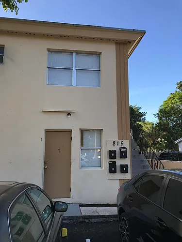 815 4th St #1 Photo 1