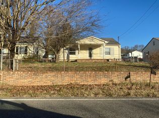 3432 Bloomingdale Rd, Kingsport, TN 37660