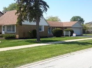 8100 Merrimac Ave, Burbank, IL 60459