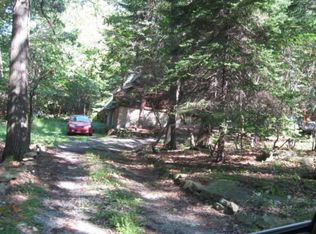 204 Rock Pool Rd, Acme, PA 15610