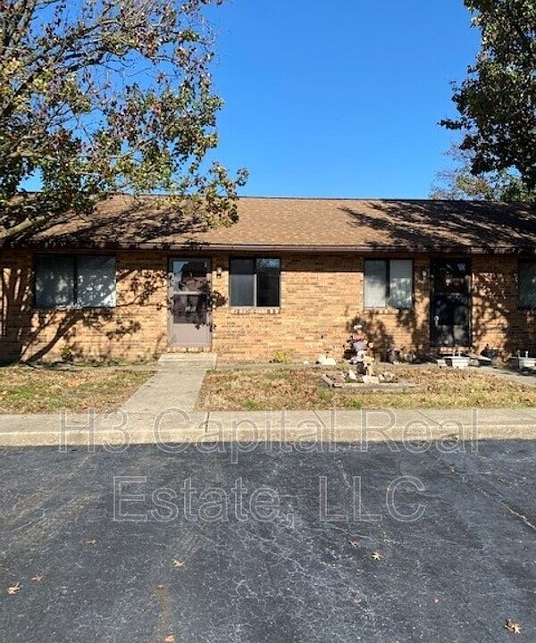 1st image of 305 Southgate Dr