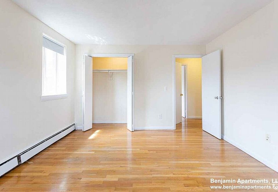 2nd image of 80-90 Gardner St #7B