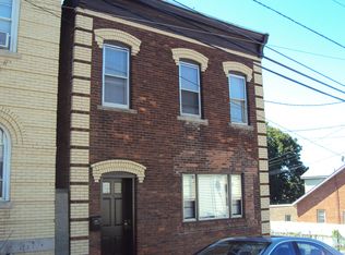 54 Autumn St, Lodi, NJ 07644