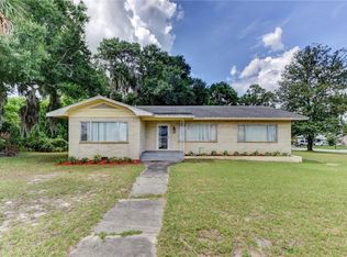 850 W New York Ave, Deland, FL 32720