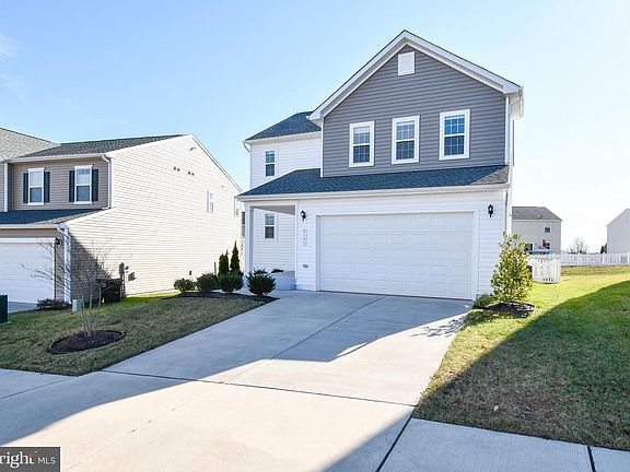 3rd image of 2151 Juniper Dr