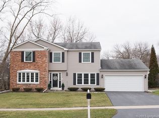 1462 McCormick Pl, Wheaton, IL 60189