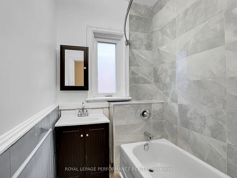 205 Flora St #2 — Photo 13
