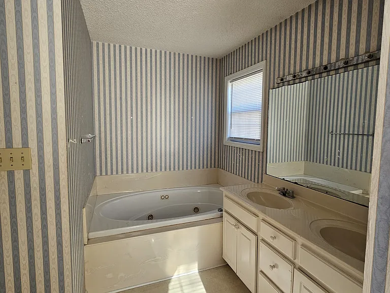 4014 Yarmouth Rd — Photo 11