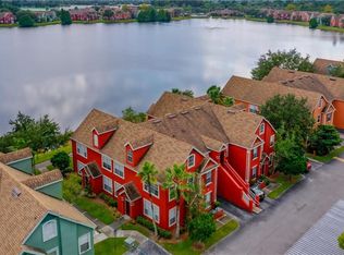 9122 Lake Chase Island Way #9122, Tampa, FL 33626
