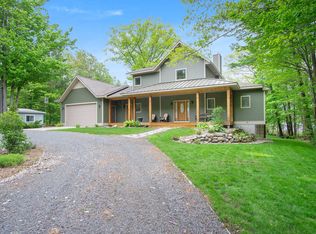 3271 Lakeshore Rd, Manistee, MI 49660