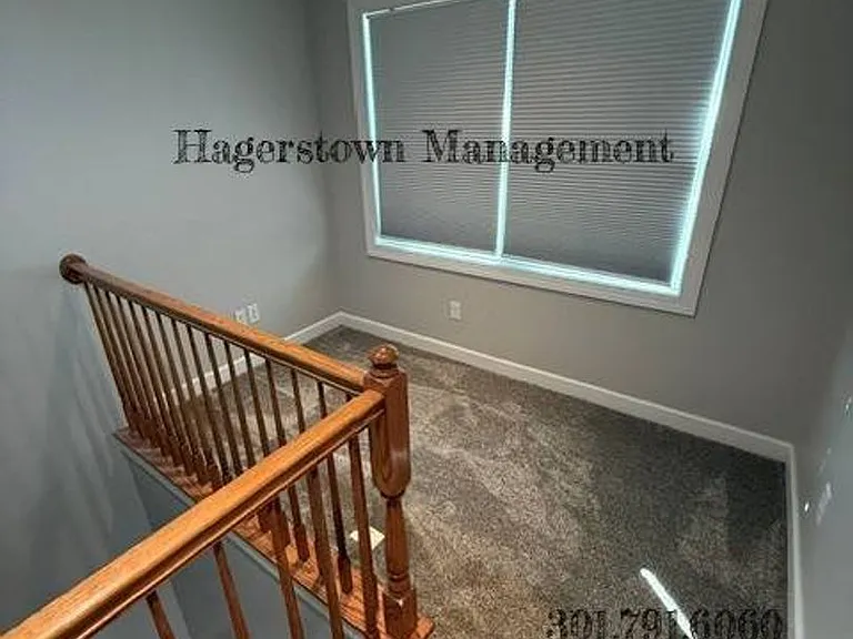 112 W Water St — Photo 10