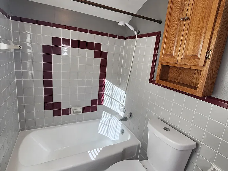 2320 Wrenford Rd — Photo 9