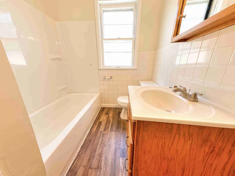 3810 Neosho St — Photo 11