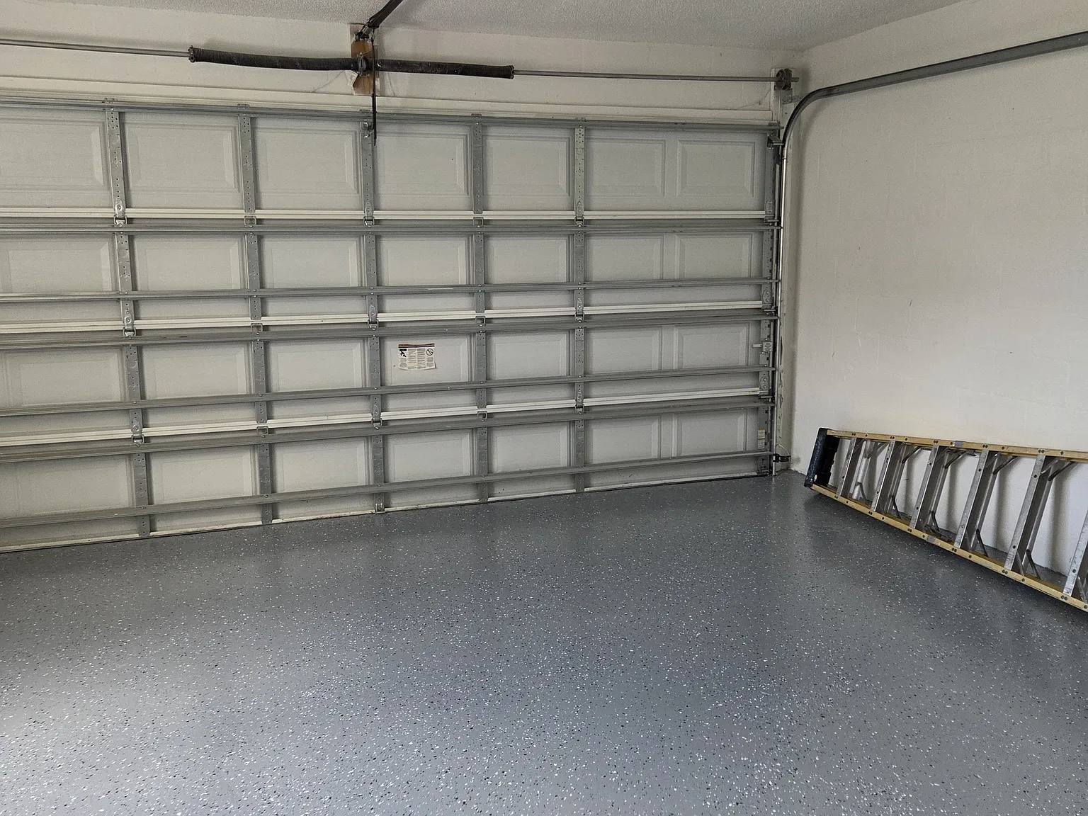 3 bed, 1828 sqft, $1,750 — Photo 2
