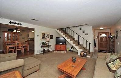 2nd image of 1141 Gaucho Pl