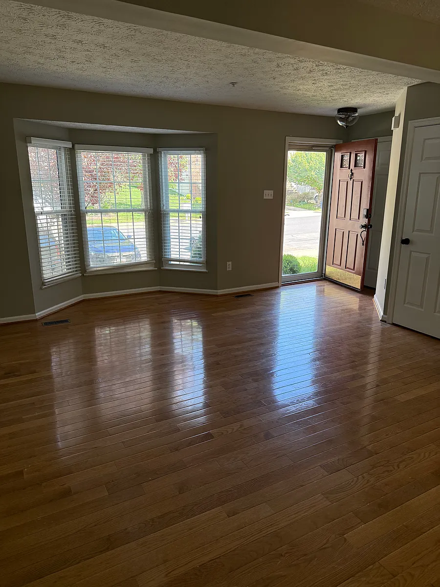 Building Photo - 6622 Cambria Ter