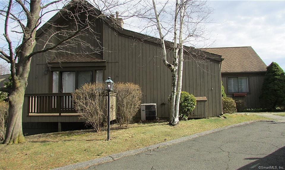 2nd image of 107 Seminole Ln #B
