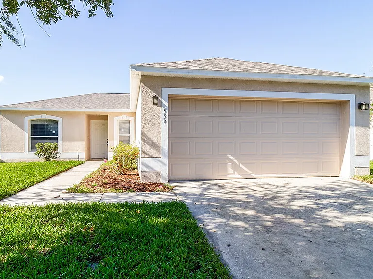 559 Grand Royal Cir — Photo 1