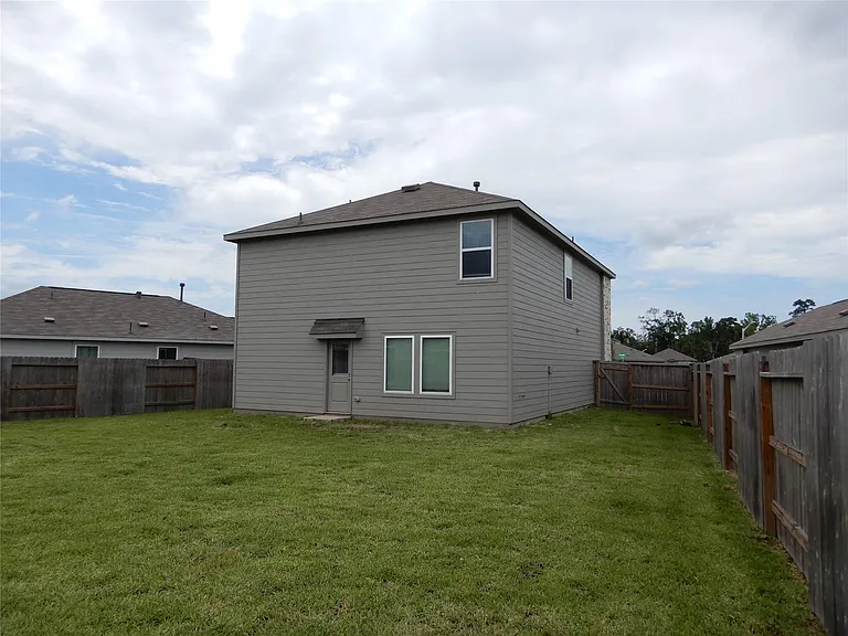 21102 Trivento Dr — Photo 17